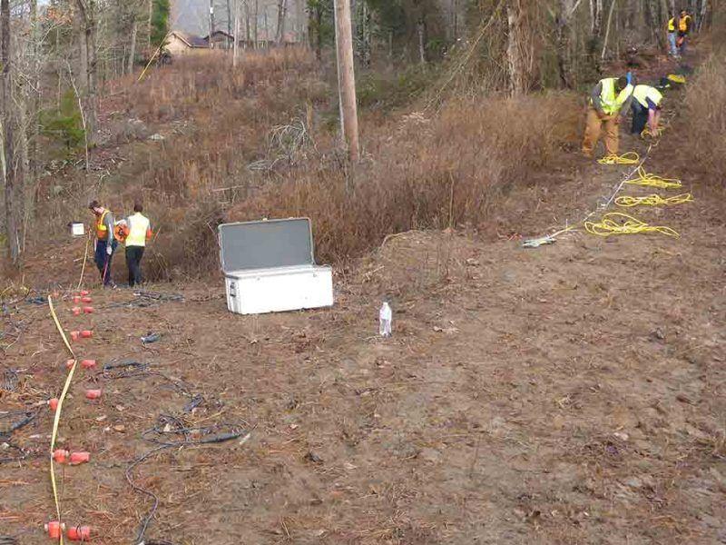 Estudios Geofísicos de Sísmica Multicanal
